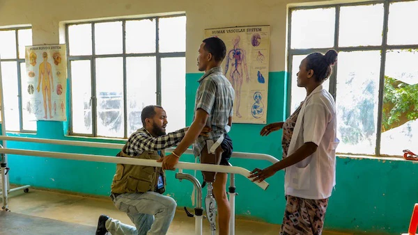 Patients with leg prostheses in conflict zones who are able to train thanks to their prostheses